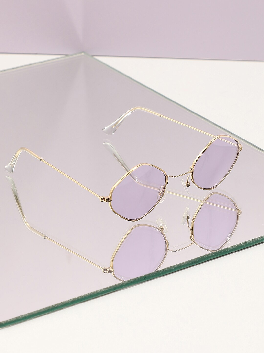 

HAUTE SAUCE by Campus Sutra Women Purple Lens & Gold-Toned Other Sunglasses with Polarised Lens