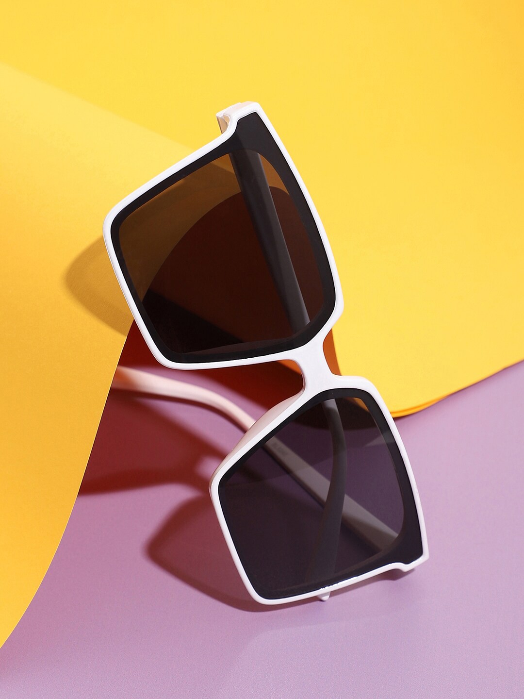 HAUTE SAUCE by Campus Sutra Women Black Lens & White Oversized Sunglasses with Polarised Lens