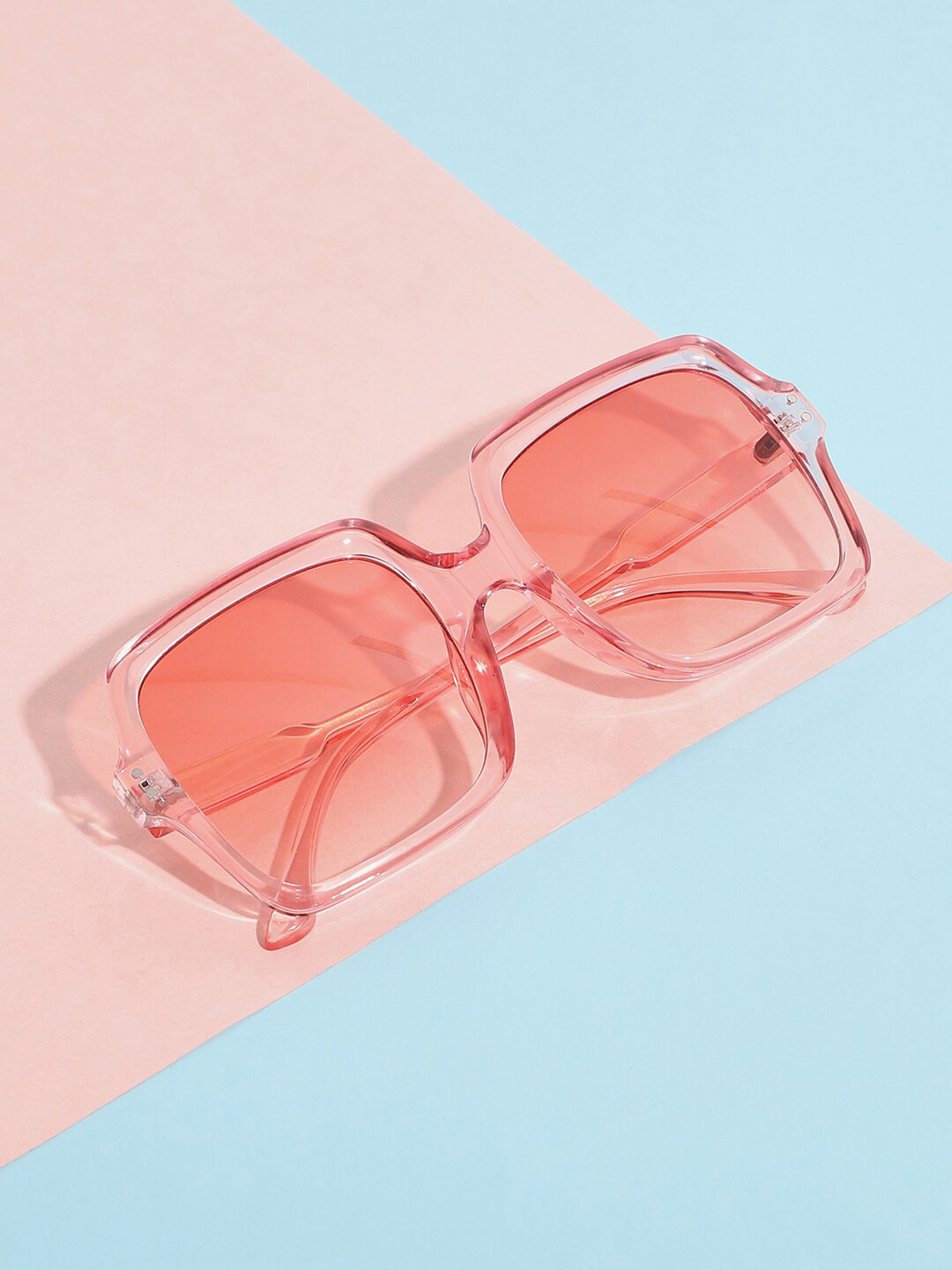 

HAUTE SAUCE by Campus Sutra Women Pink Lens & Pink Oversized Sunglasses with Polarised Lens