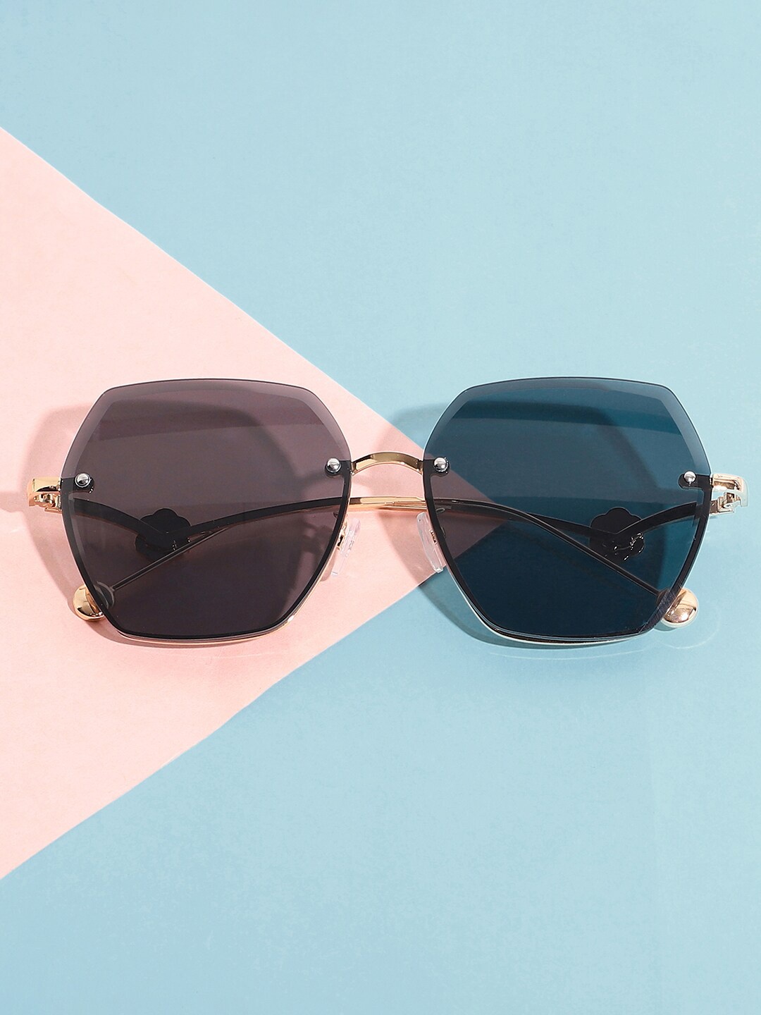 HAUTE SAUCE by Campus Sutra Women Oversized Sunglasses with Polarised Lens, Gold