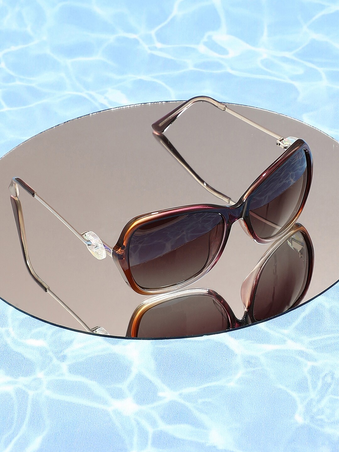

HAUTE SAUCE by Campus Sutra Women Oversized Sunglasses with Polarised Lens, Brown