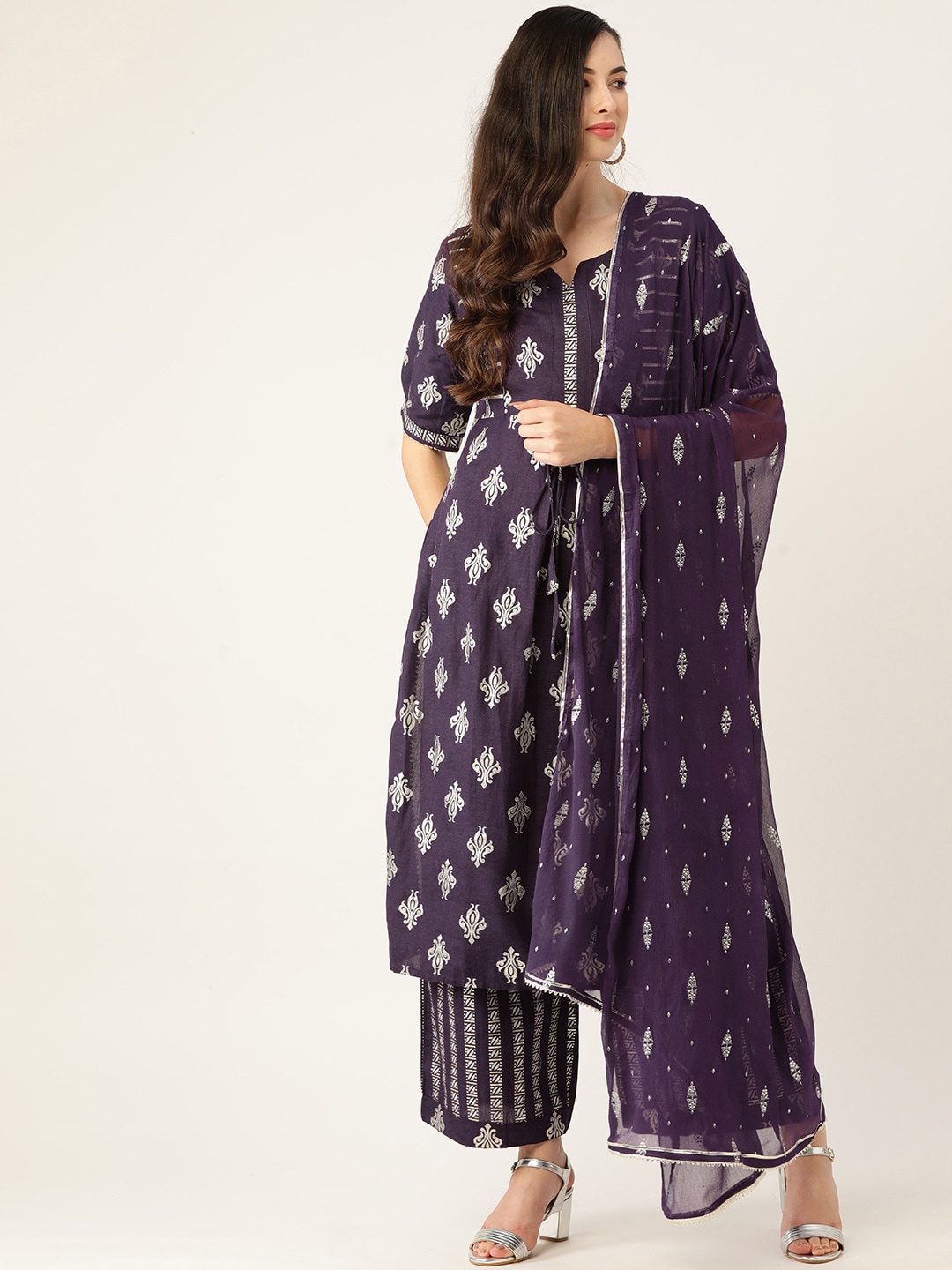 

VAABA Women Purple Ethnic Motifs Panelled Gotta Patti Kurta with Palazzos & Dupatta