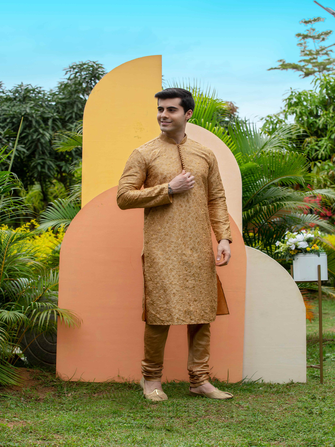 

Sanwara Men Beige Ethnic Motifs Angrakha Kurti with Trousers