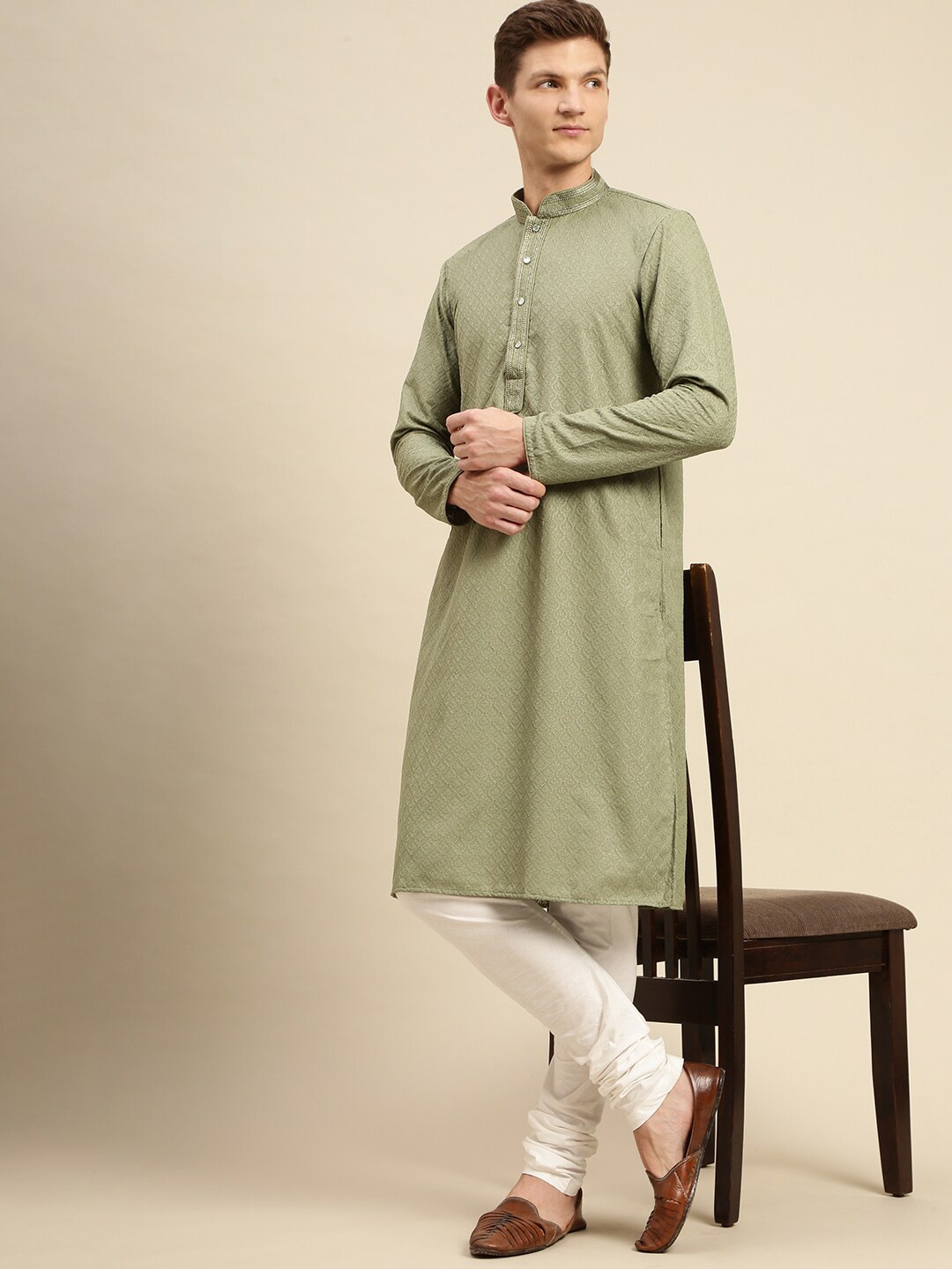 

Sanwara Men Green Embroidered Angrakha Chikankari Pure Cotton Kurti with Pyjamas