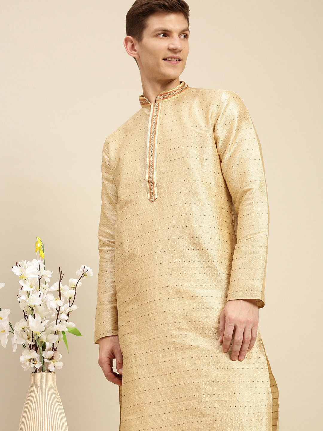 

Sanwara Men Beige Floral Kurta with Pyjamas