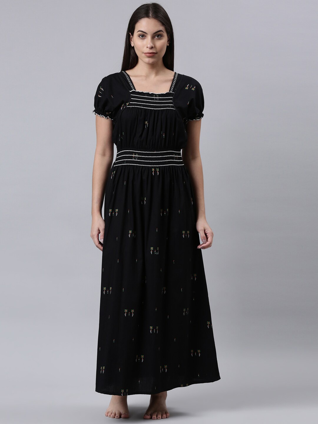 

TRUNDZ Women Black Printed Cotton Maxi Nightdress