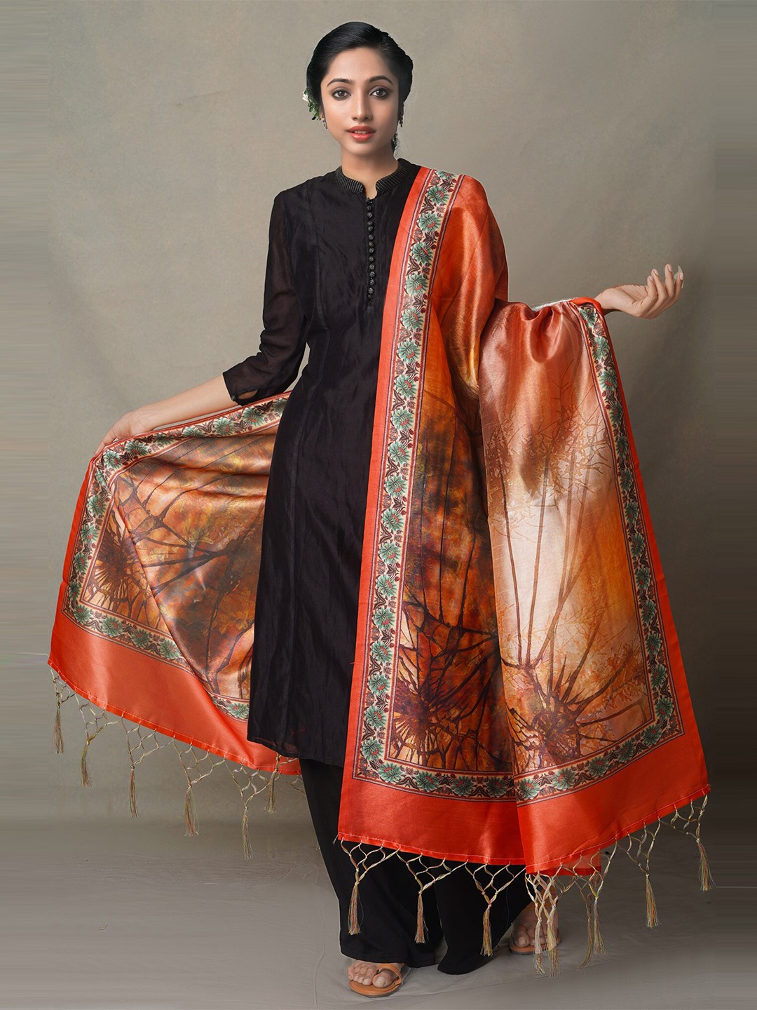 

Unnati Silks Orange & Green Printed Silk Blend Dupatta
