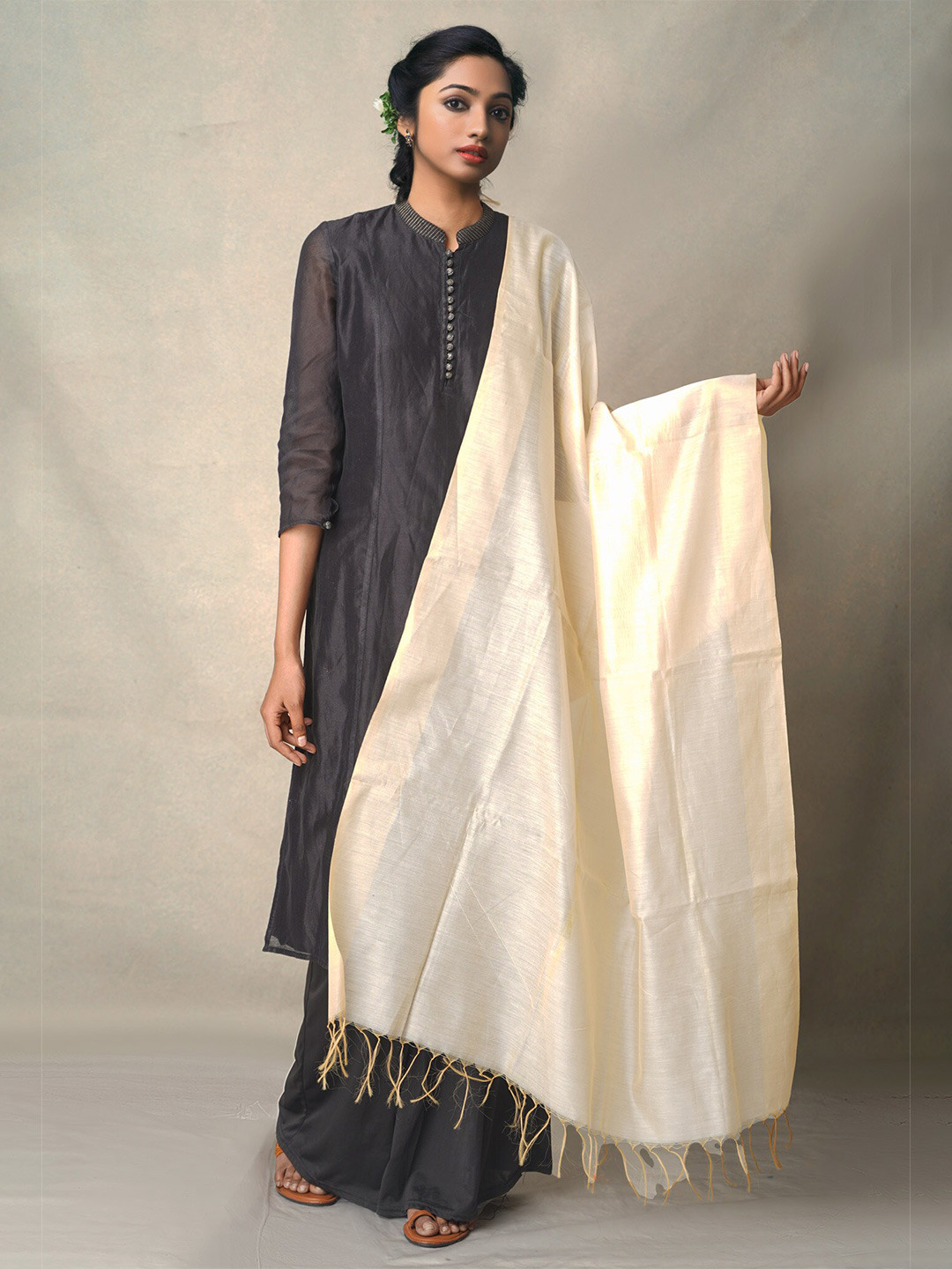 

Unnati Silks Women Cream-Coloured Cotton Silk Dupatta