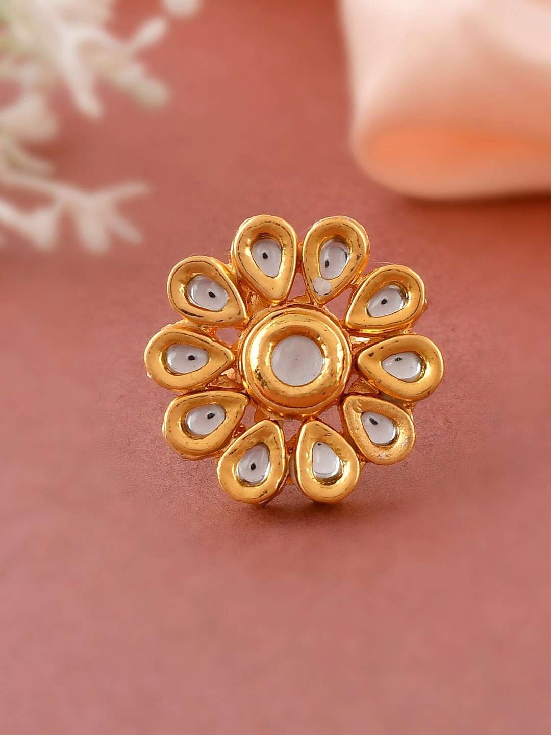 

DASTOOR Gold-Plated White Kundan-Studded Adjustable Finger Ring