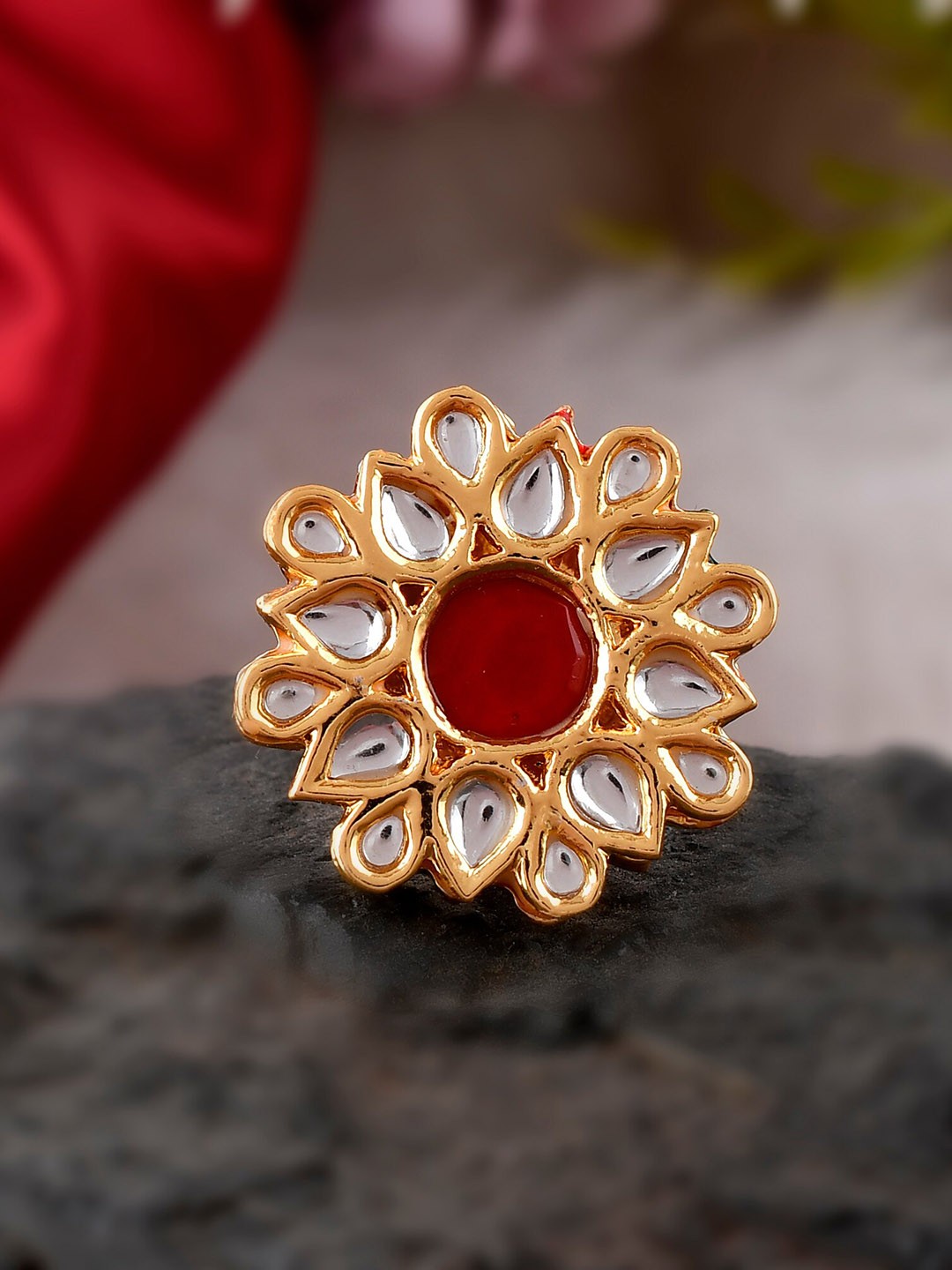 

DASTOOR Gold-Plated & Toned Red Kundan Studded Adjustable Ring