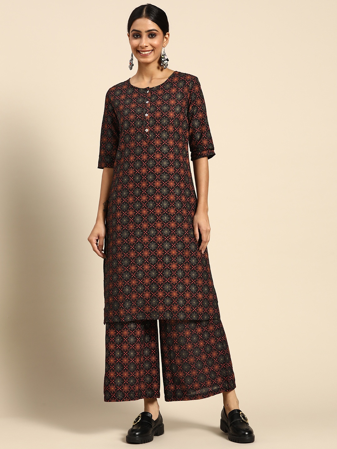 

Sangria Women Black Ethnic Motifs Printed Pure Cotton Kurta with Palazzos