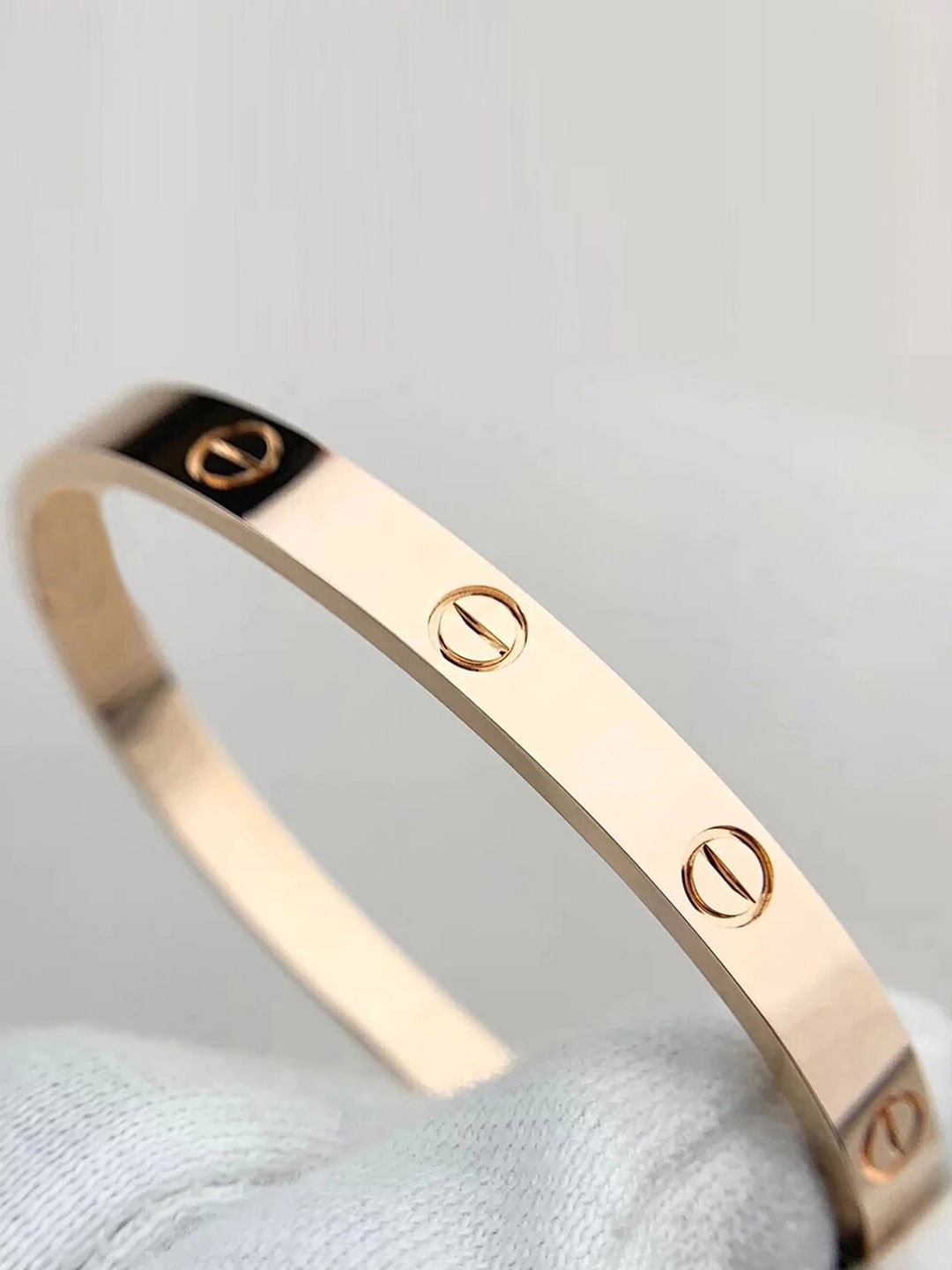 

Jewels Galaxy Women Rose Bracelet