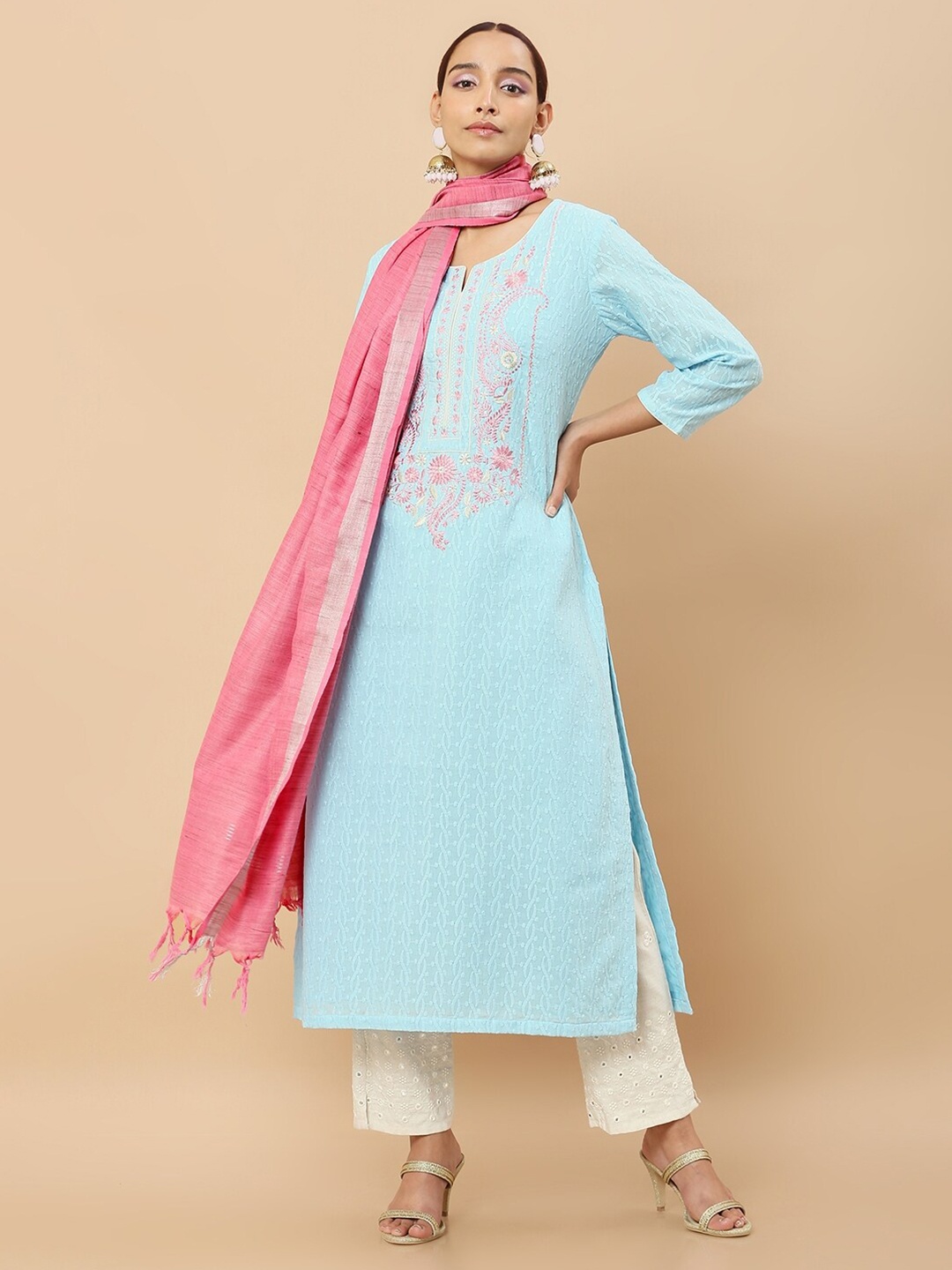 

Soch Pink & Grey Dupatta