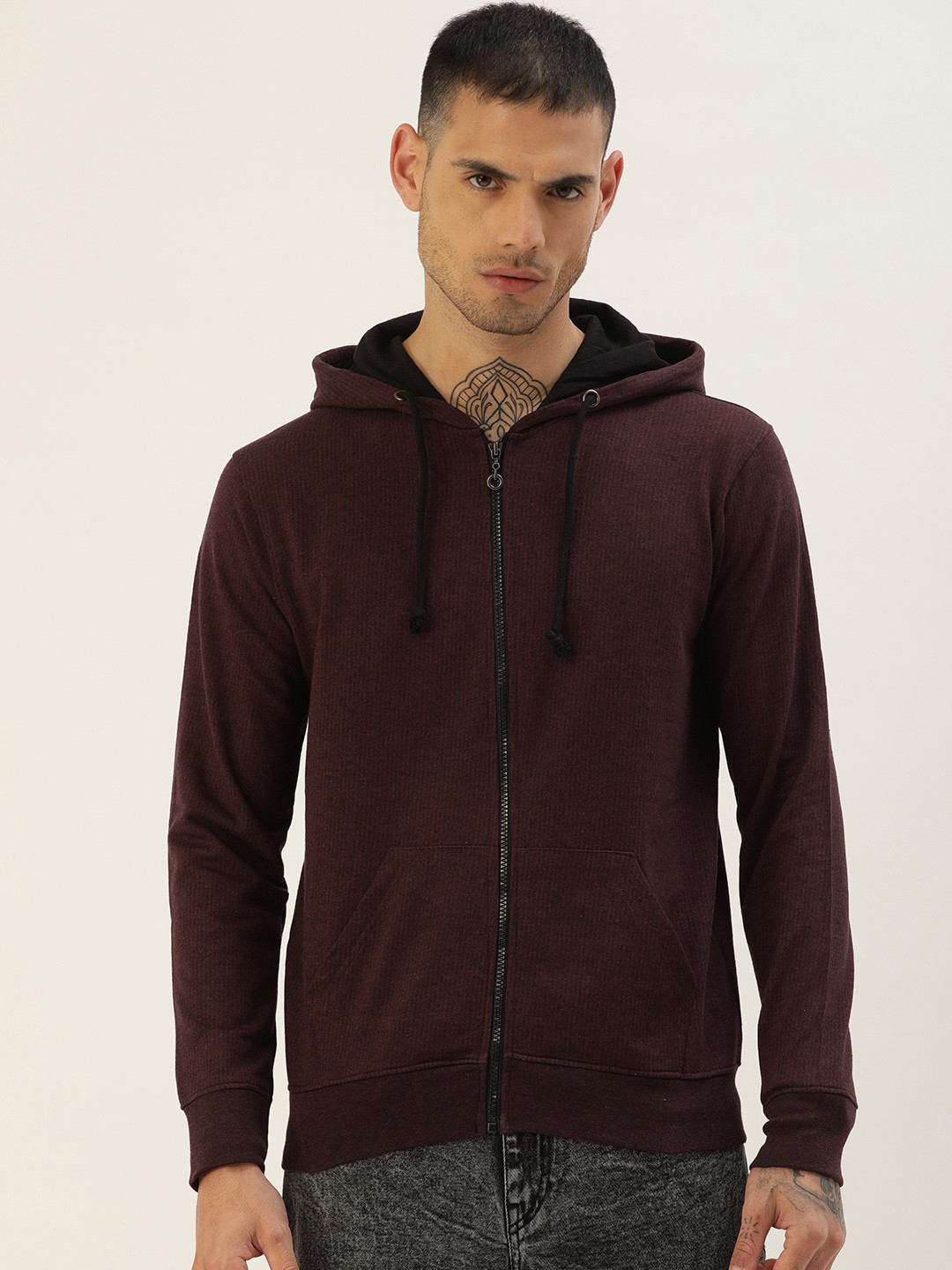 

ARISE Men Maroon Hooded Solid Sweatshirt
