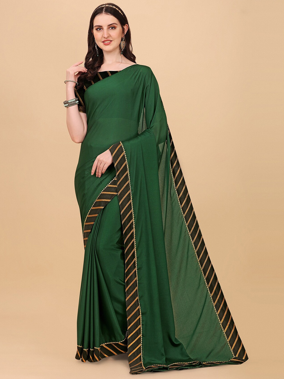 

Indian Fashionista Green & Black Baluchari Saree
