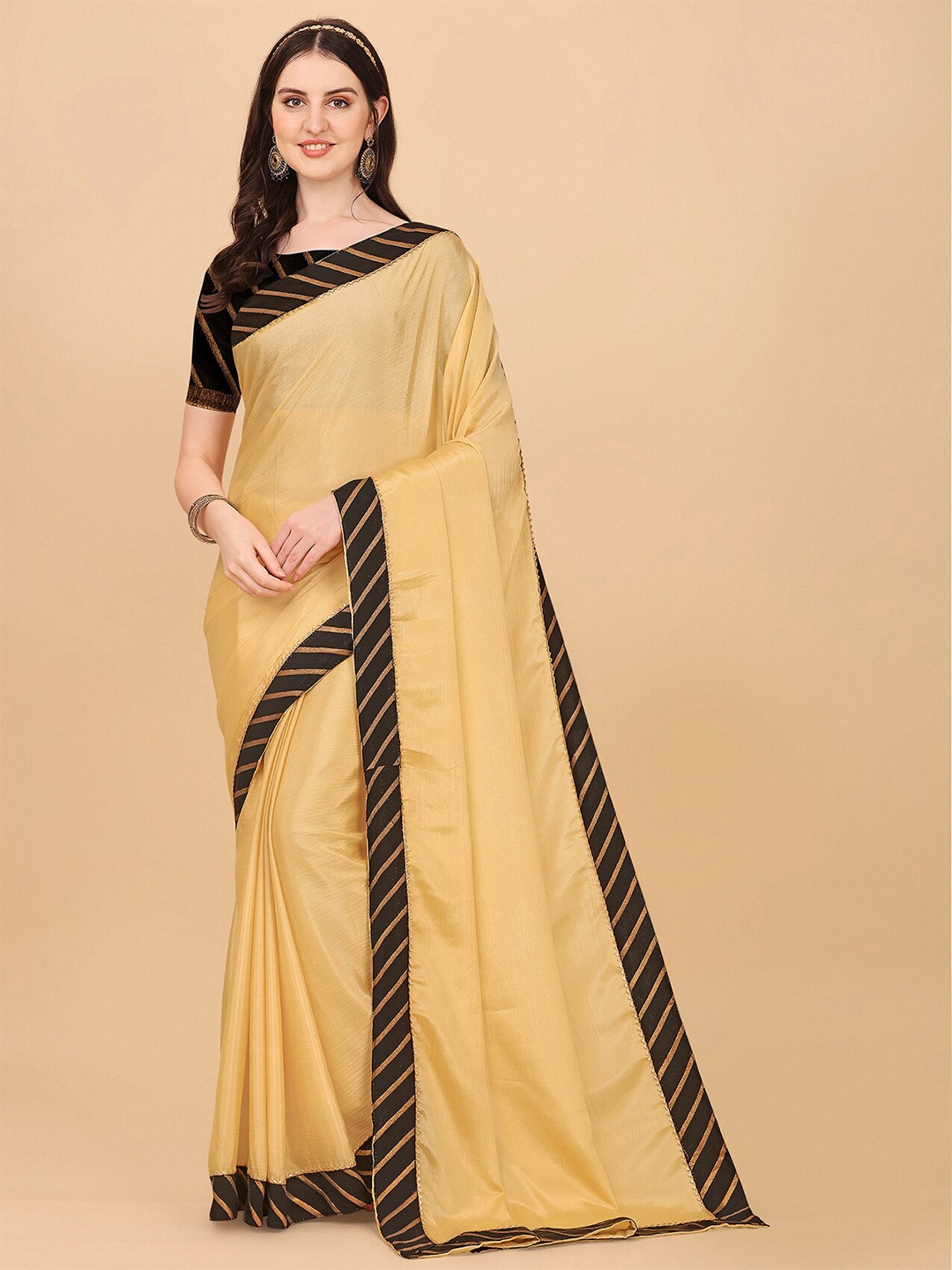 

Indian Fashionista Yellow & Black Silk Saree
