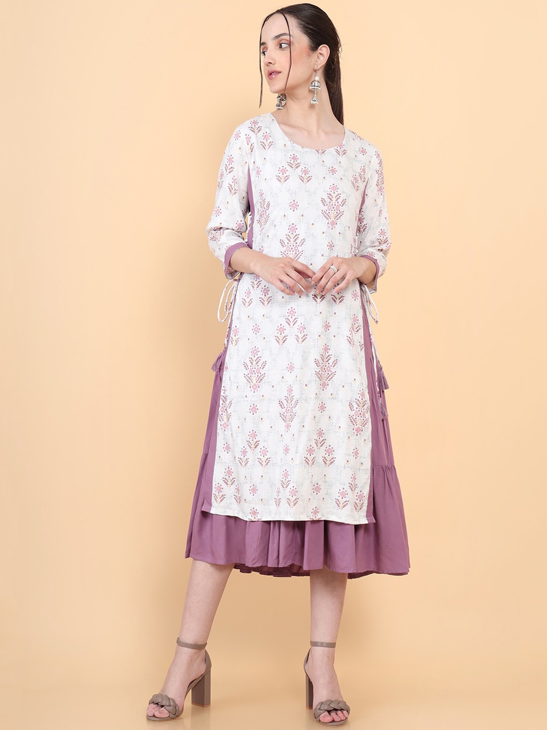 

Soch Women Purple Embroidered Flared Sleeves Chikankari Anarkali Kurta