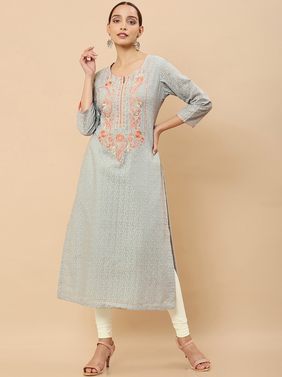 

Soch Women Grey Embroidered Flared Sleeves Thread Work Kurta