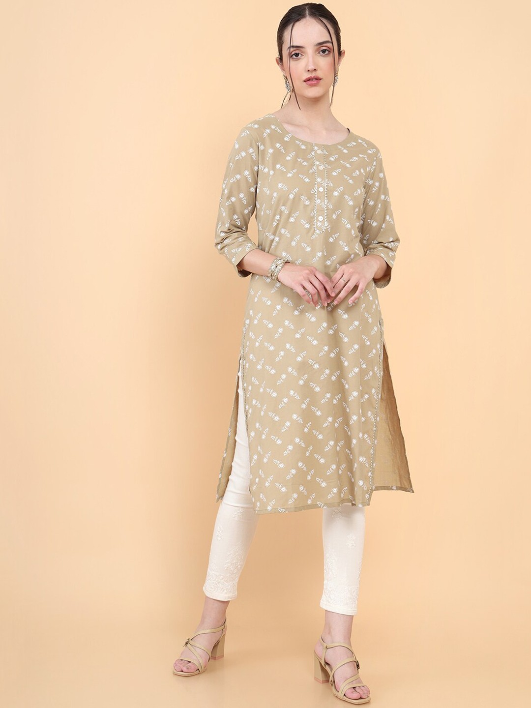 

Soch Women Beige Geometric Printed Kurta