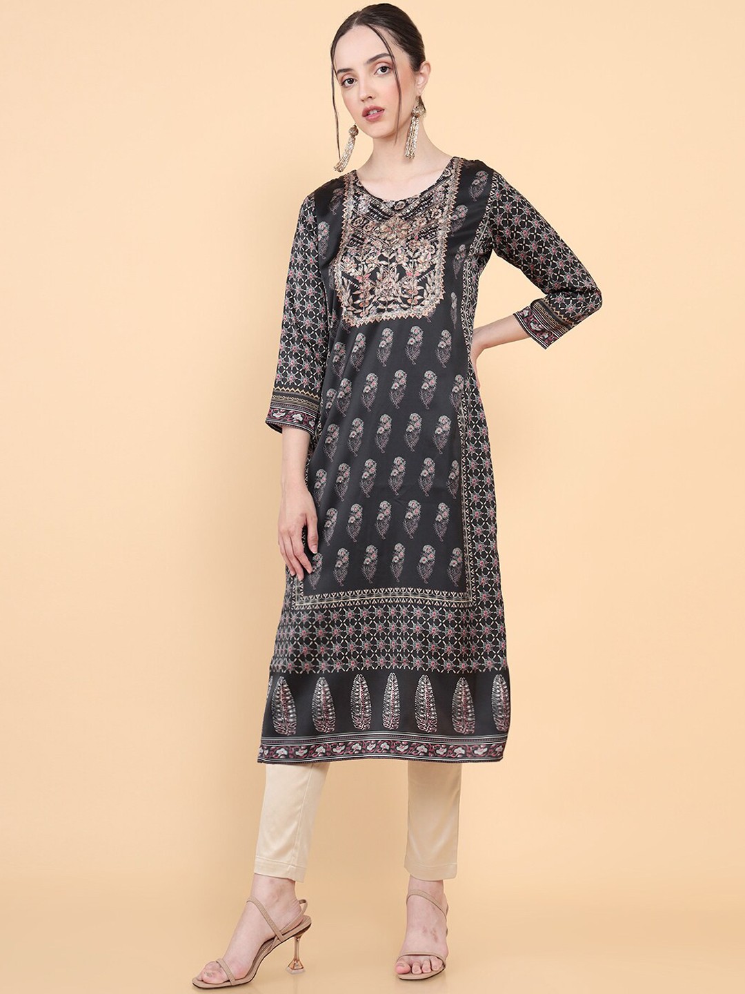 

Soch Women Black Embroidered Flared Sleeves Thread Work Anarkali Kurta