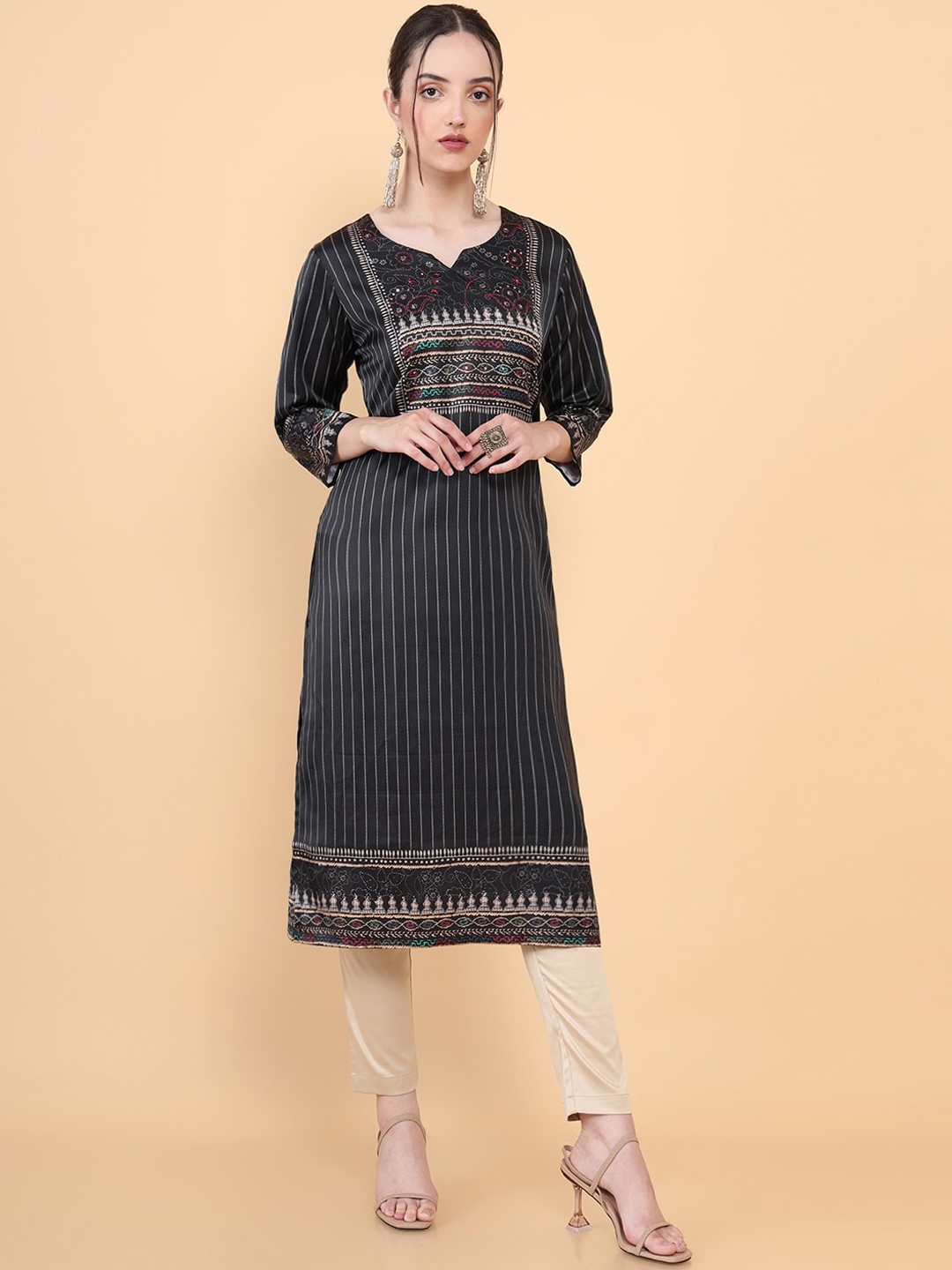 

Soch Women Black Geometric Flared Sleeves Kurta