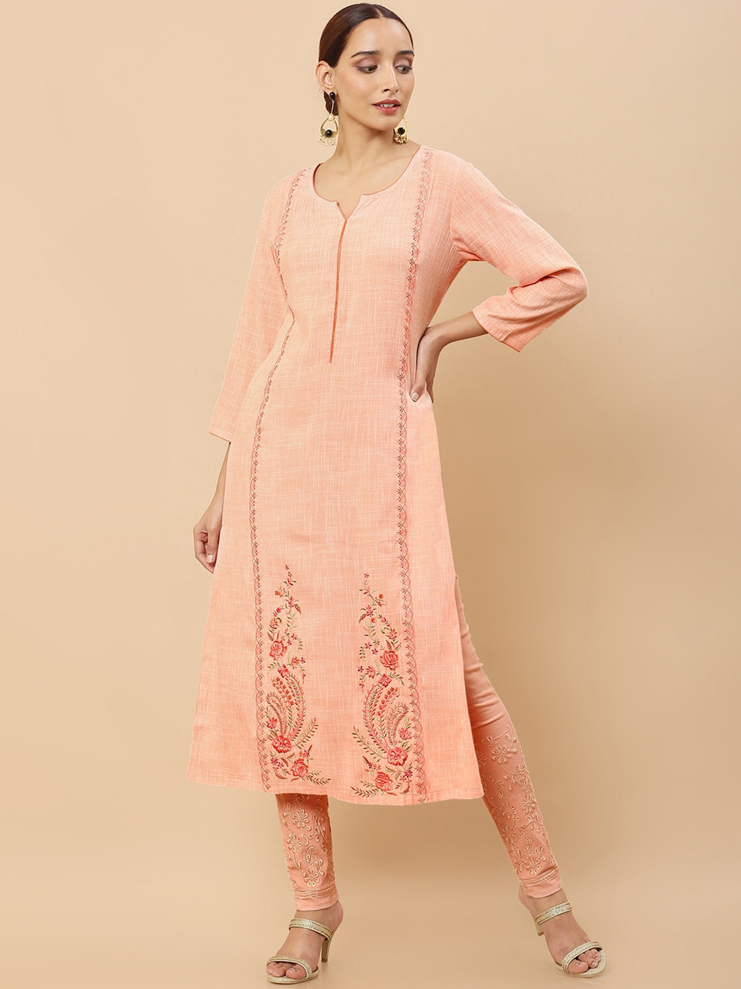 

Soch Women Peach-Coloured Embroidered Flared Sleeves Mirror Work Anarkali Kurta