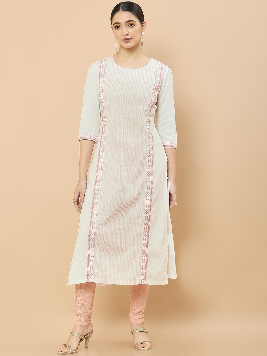 

Soch Women Off White Colourblocked Kurta