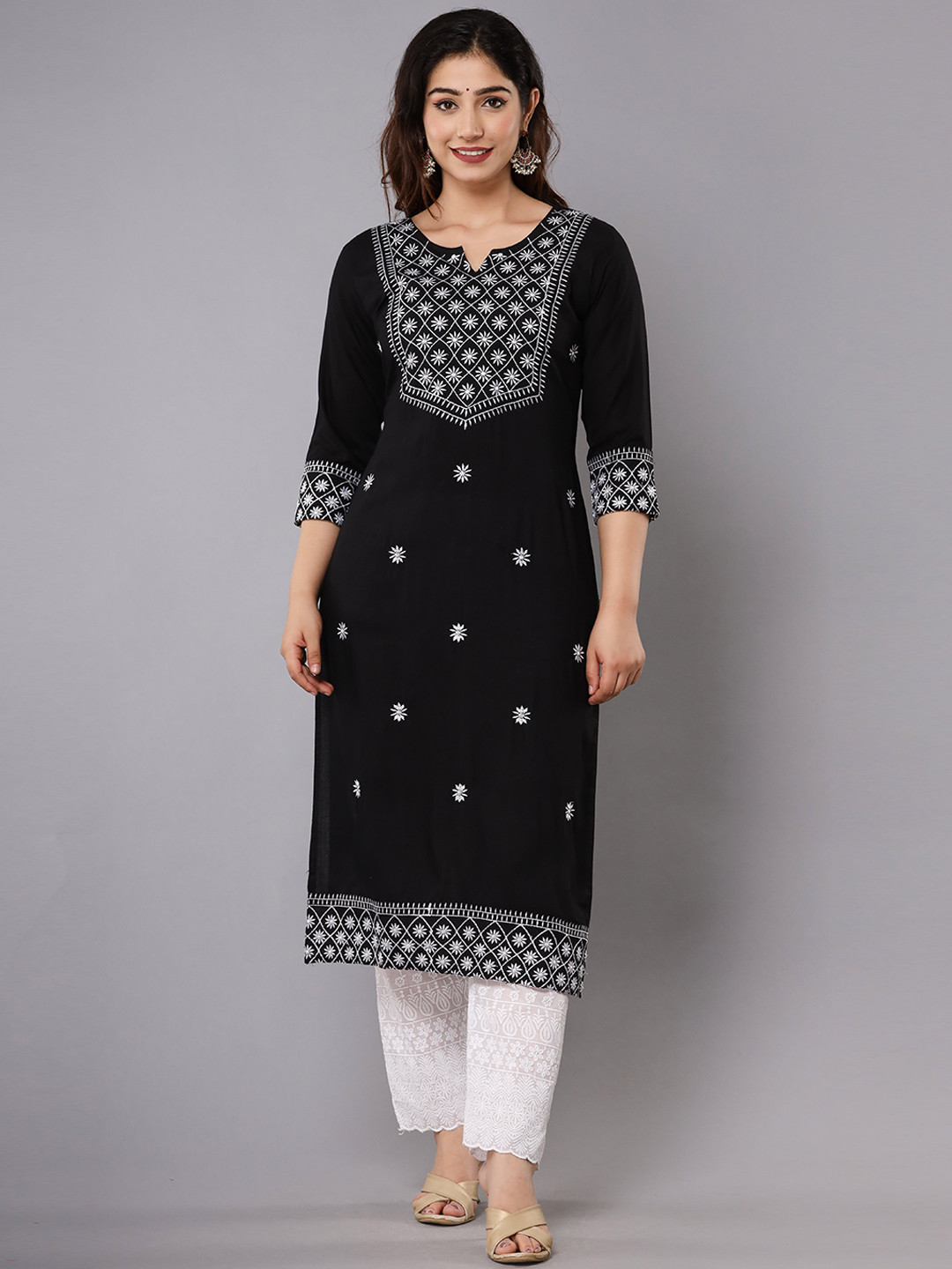 

ADORRO Women Black Ethnic Motifs Embroidered Thread Work Kurta