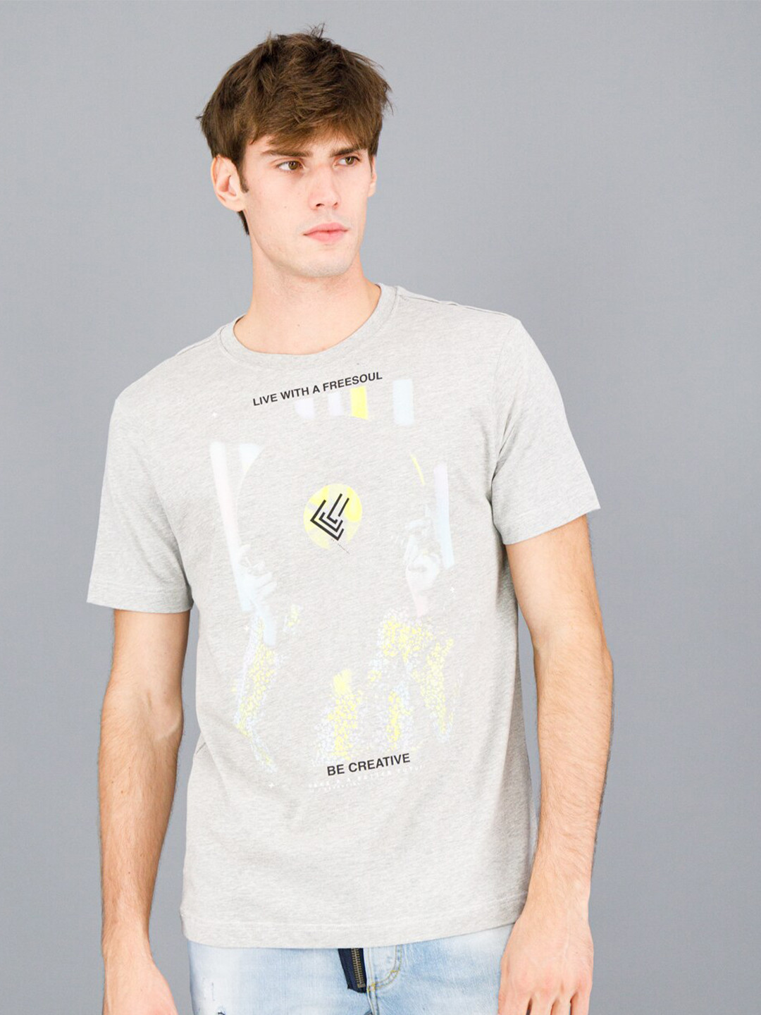 

FREESOUL Men Grey Graphic Printed T-shirt