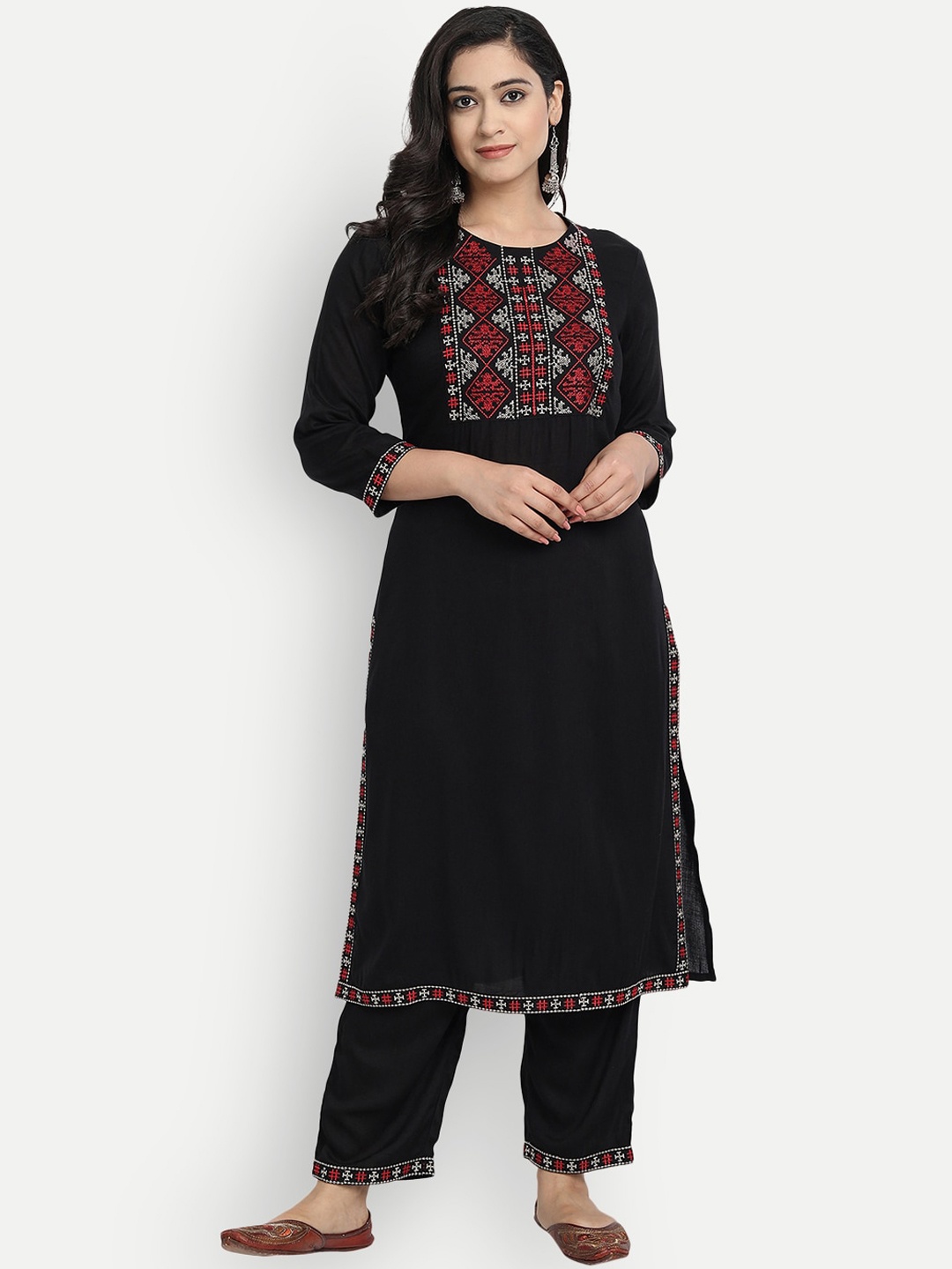 

Haute and Humble Women Black Ethnic Motifs Yoke Design Kurta with Palazzos