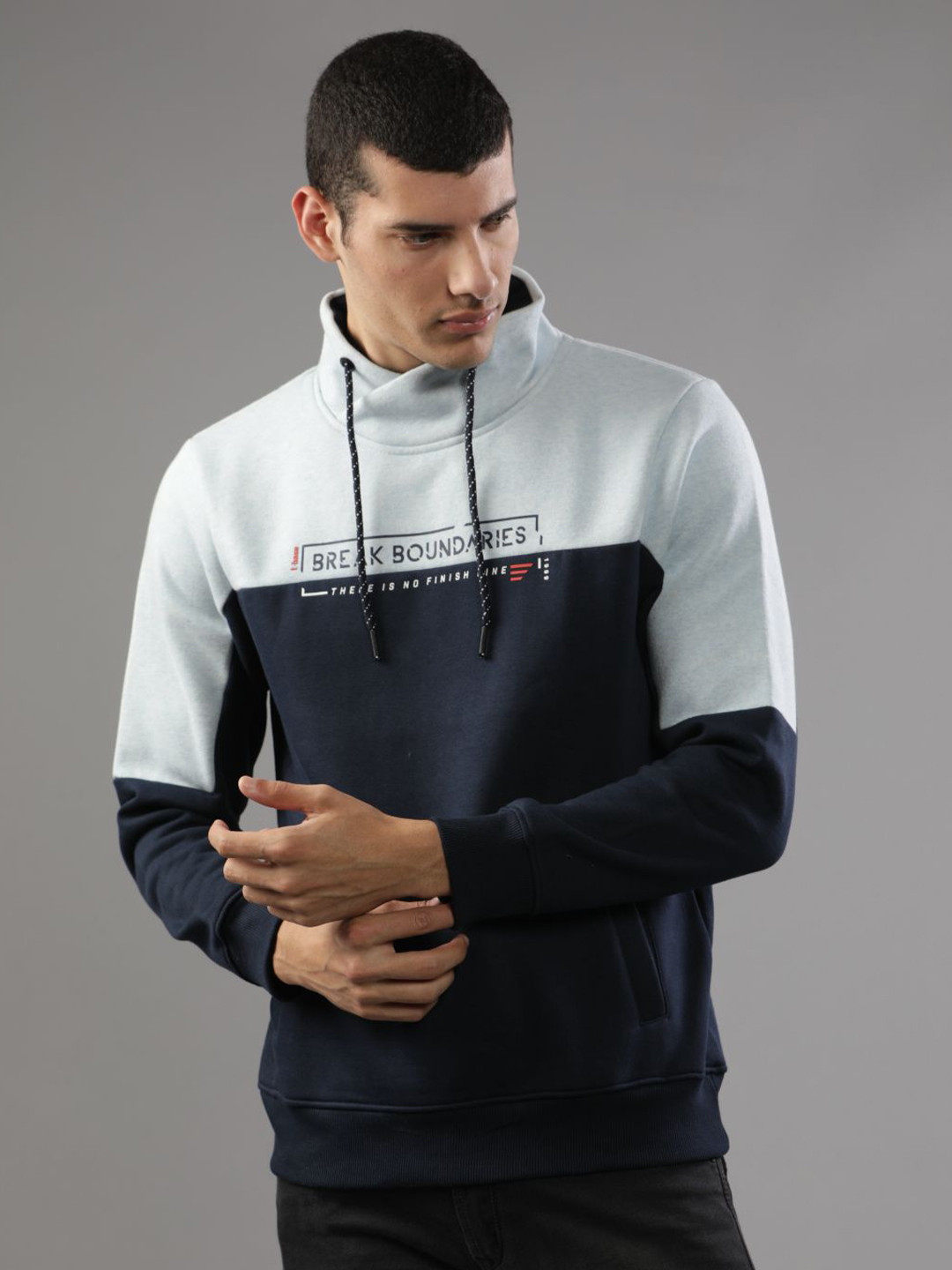 

t-base Men Colourblocked Sweatshirt, Grey