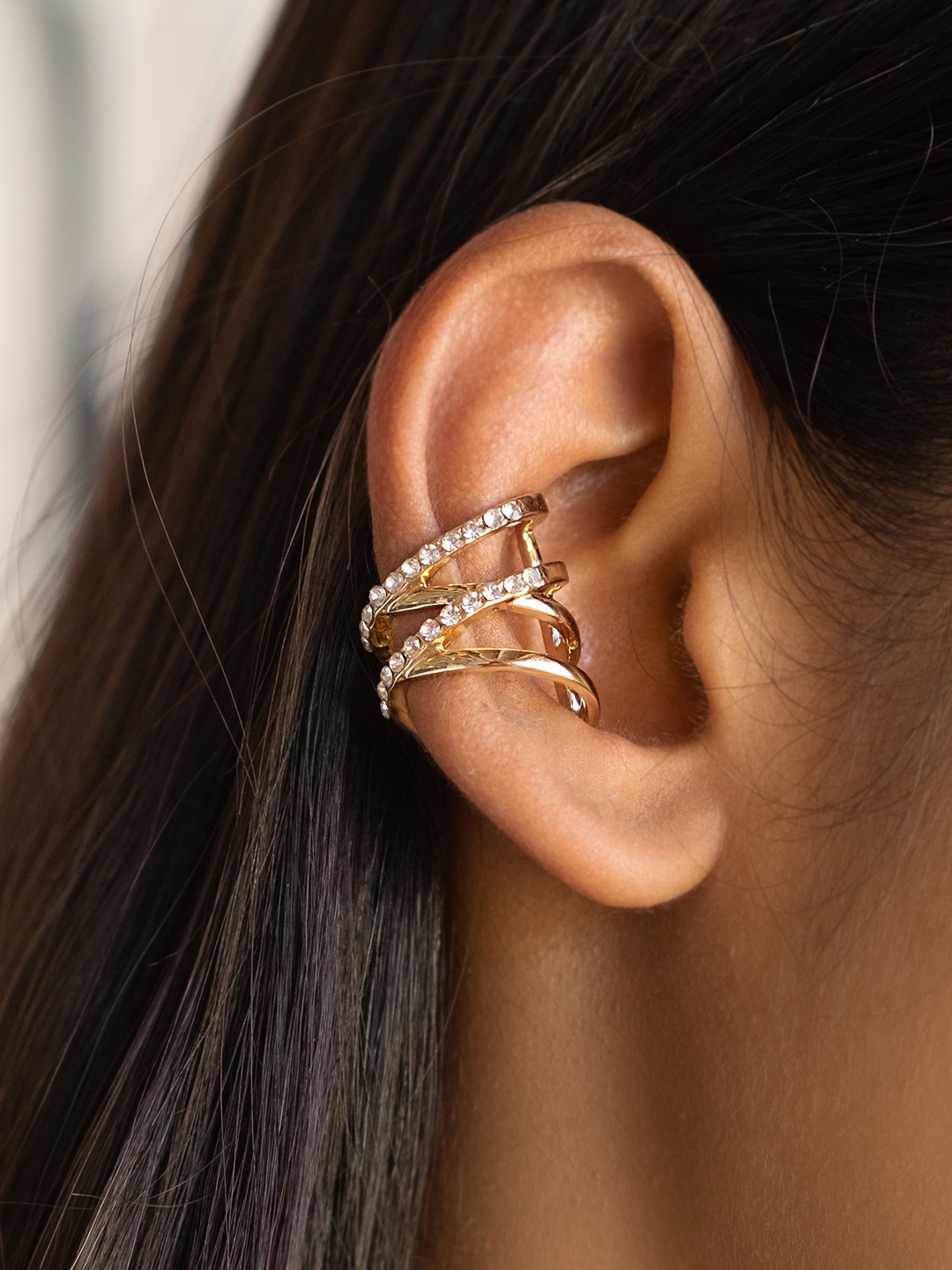 

Ayesha Gold-Plated Contemporary Studs Earrings