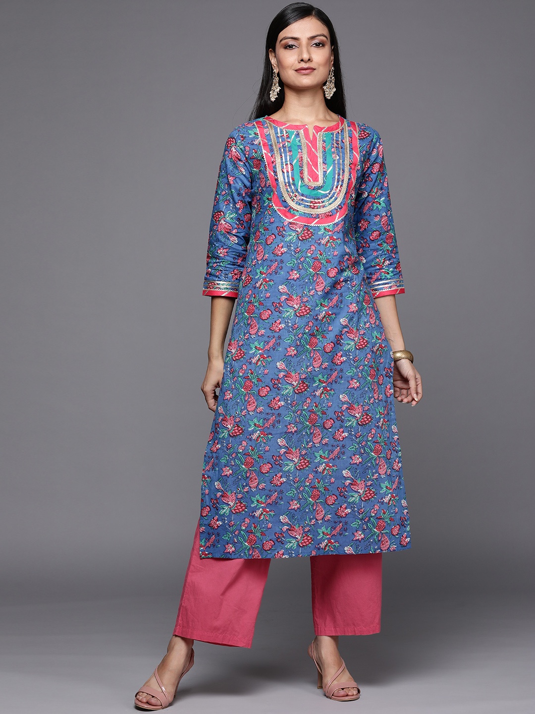 

Varanga Women Blue & Pink Ethnic Motifs Printed Gotta Patti Kurta