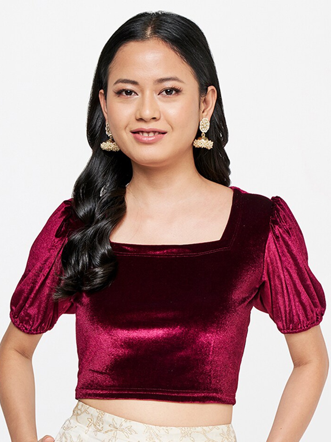 

Global Desi Women Maroon Solid Velvet Crop Top