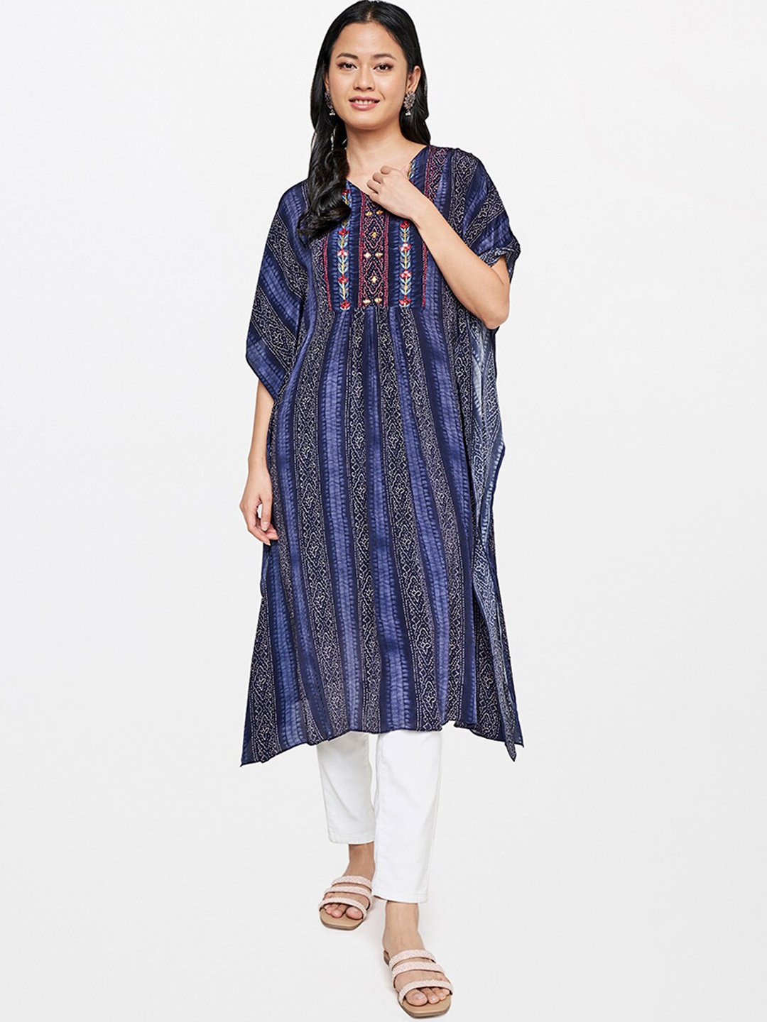 

Global Desi Women Blue Printed V-Neck Kaftan Kurta