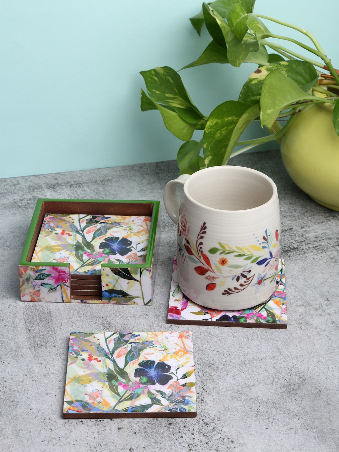 

ROMEE Set Of 6 White & Green Printed Wooden Coasters