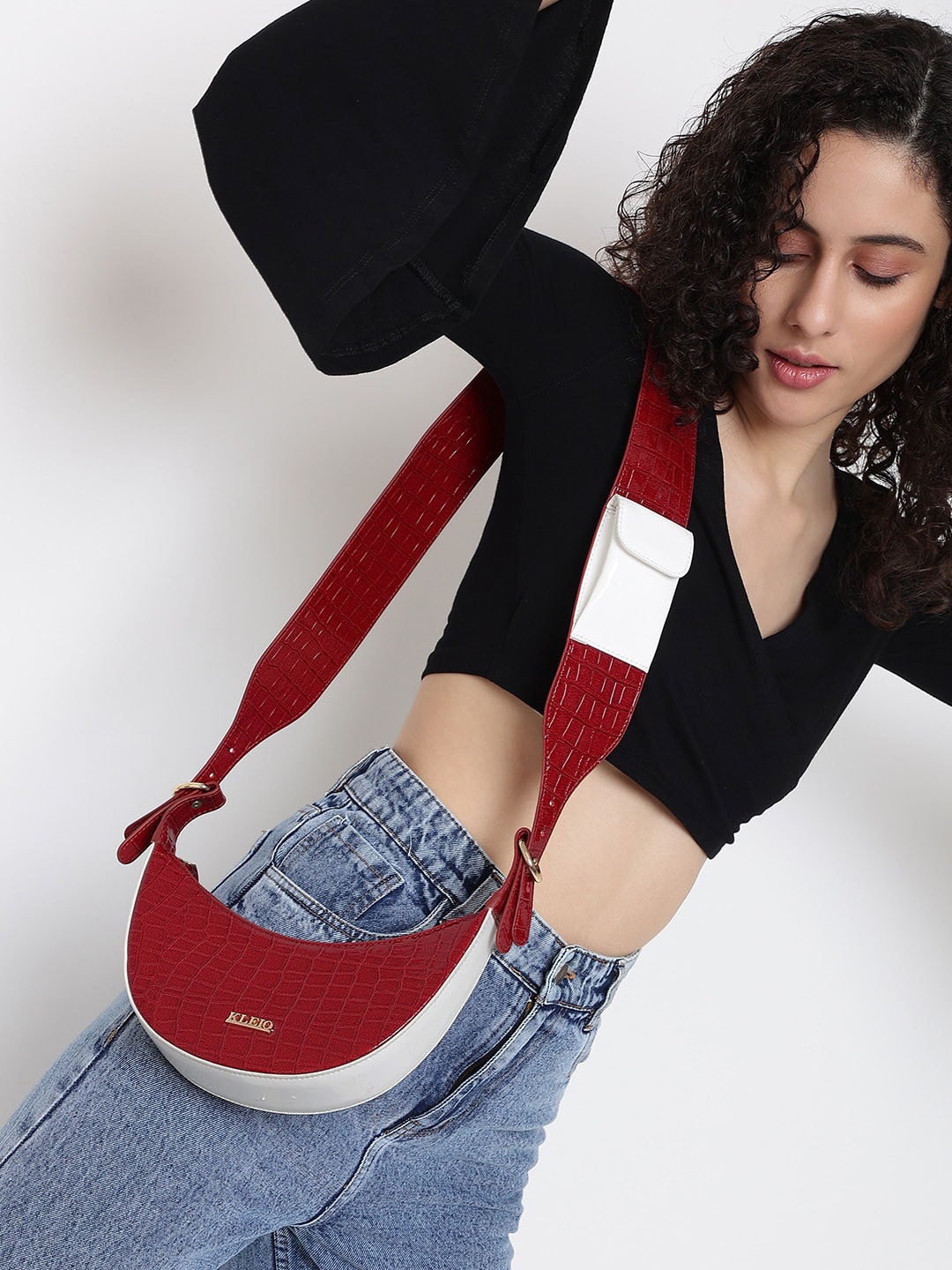 

KLEIO Half Moon Croco Pattern Sling Chest Bag, Red