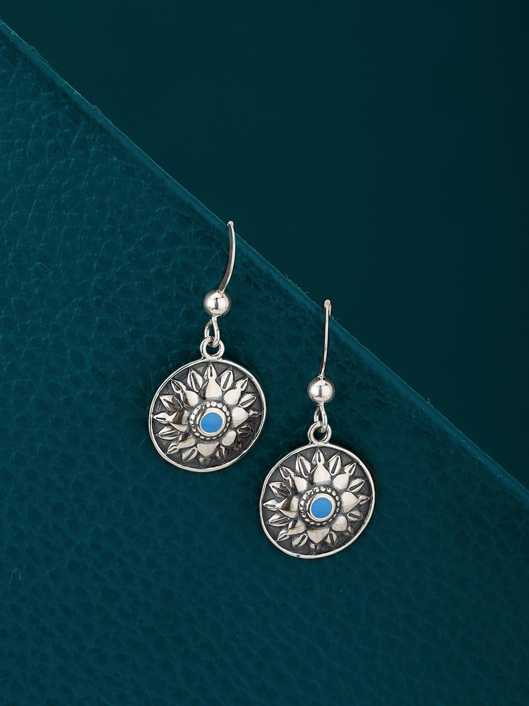 

VANBELLE Silver-Toned & Blue Floral Drop Earrings