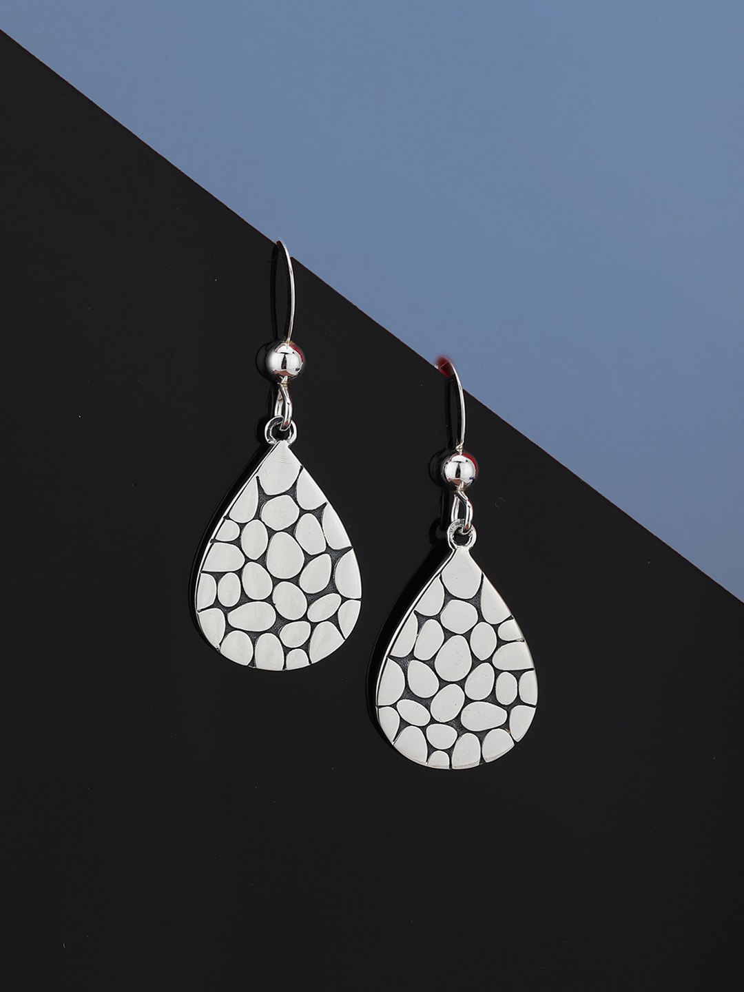 

VANBELLE Silver-Toned Teardrop Shaped Drop Earrings