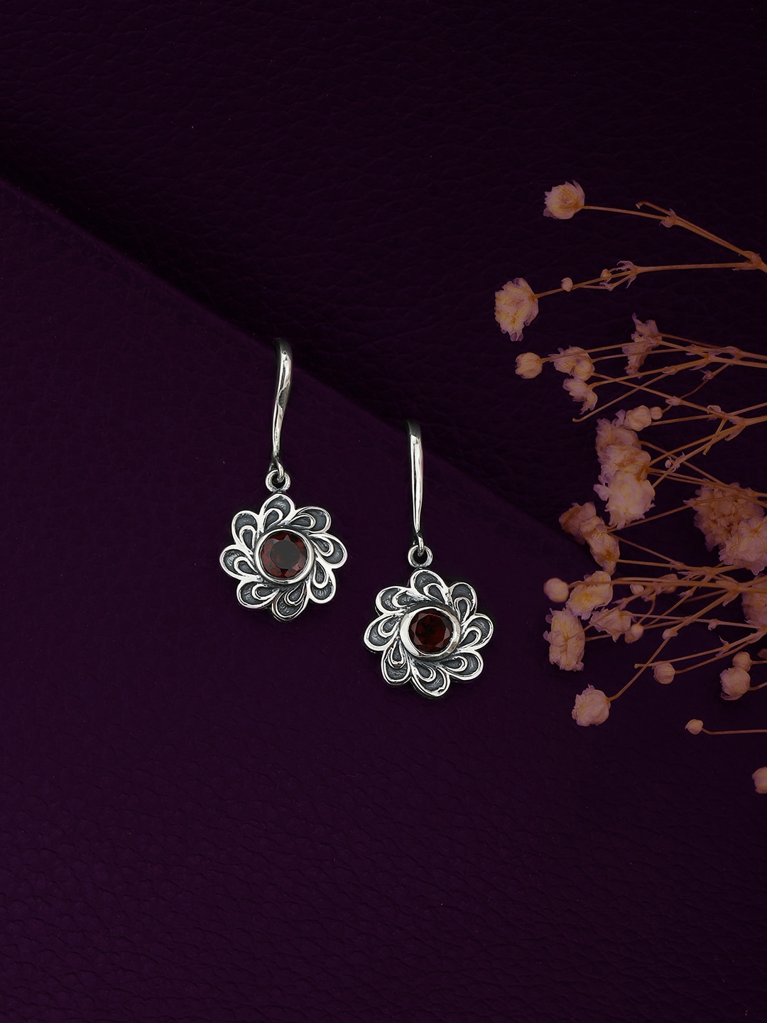 

VANBELLE Women Silver-Toned & Maroon Floral Drop Earrings
