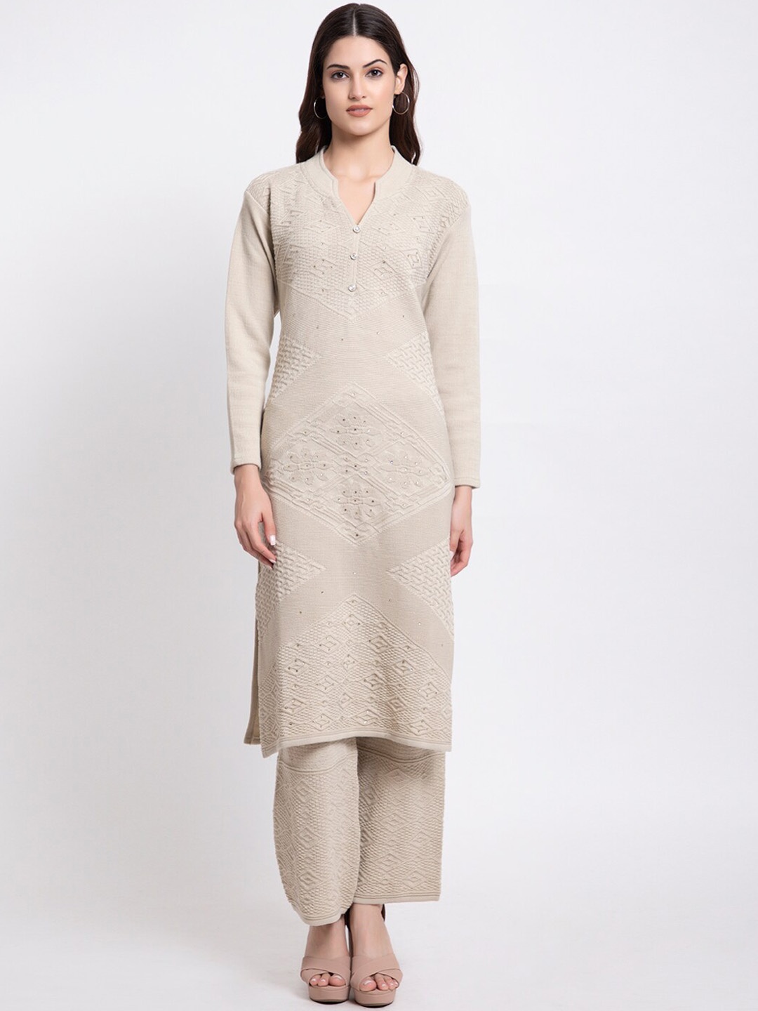 

Tysort Mandarin Collar Self Design Woolen Kurta With Palazzos, Camel brown