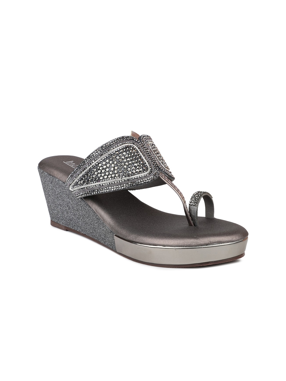 

Inc 5 Women Gun Metal Embellished Ethnic Wedge Sandals, Metallic