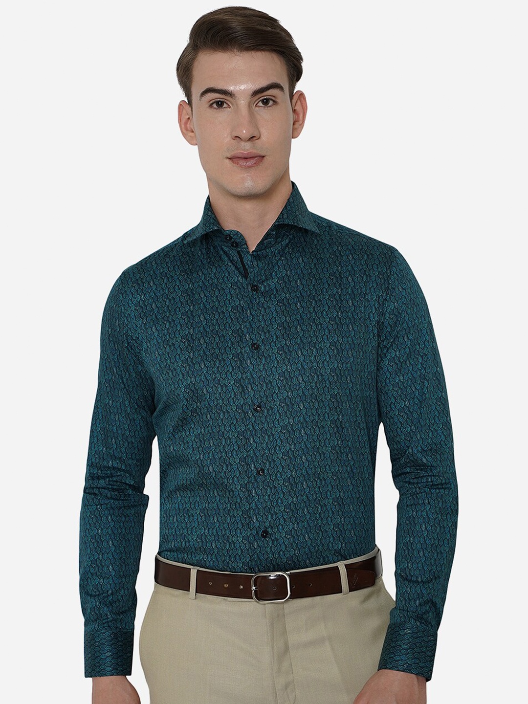 

JB STUDIO Men Green Slim Fit Printed Party Shirt