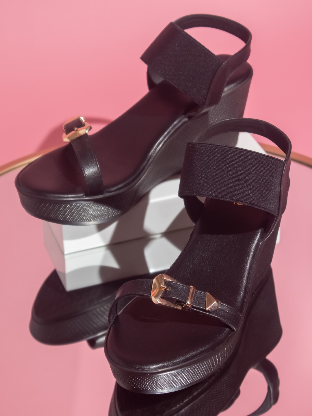 

Inc 5 Women Black Wedge Sandals with Buckles
