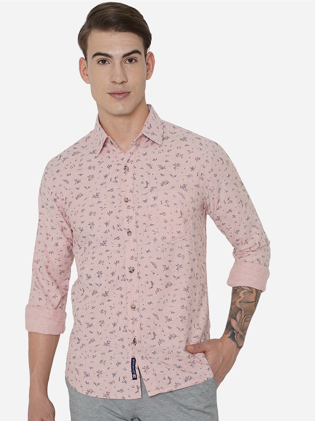 

Greenfibre Men Pink Slim Fit Floral Printed Casual Shirt