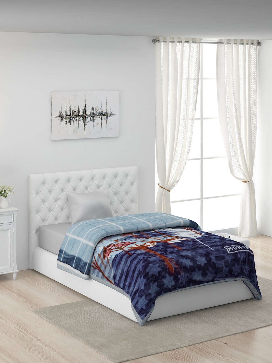 

Monte Carlo Blue & Off White Floral Polyester AC Room 550 GSM Single Bed Mink Blanket