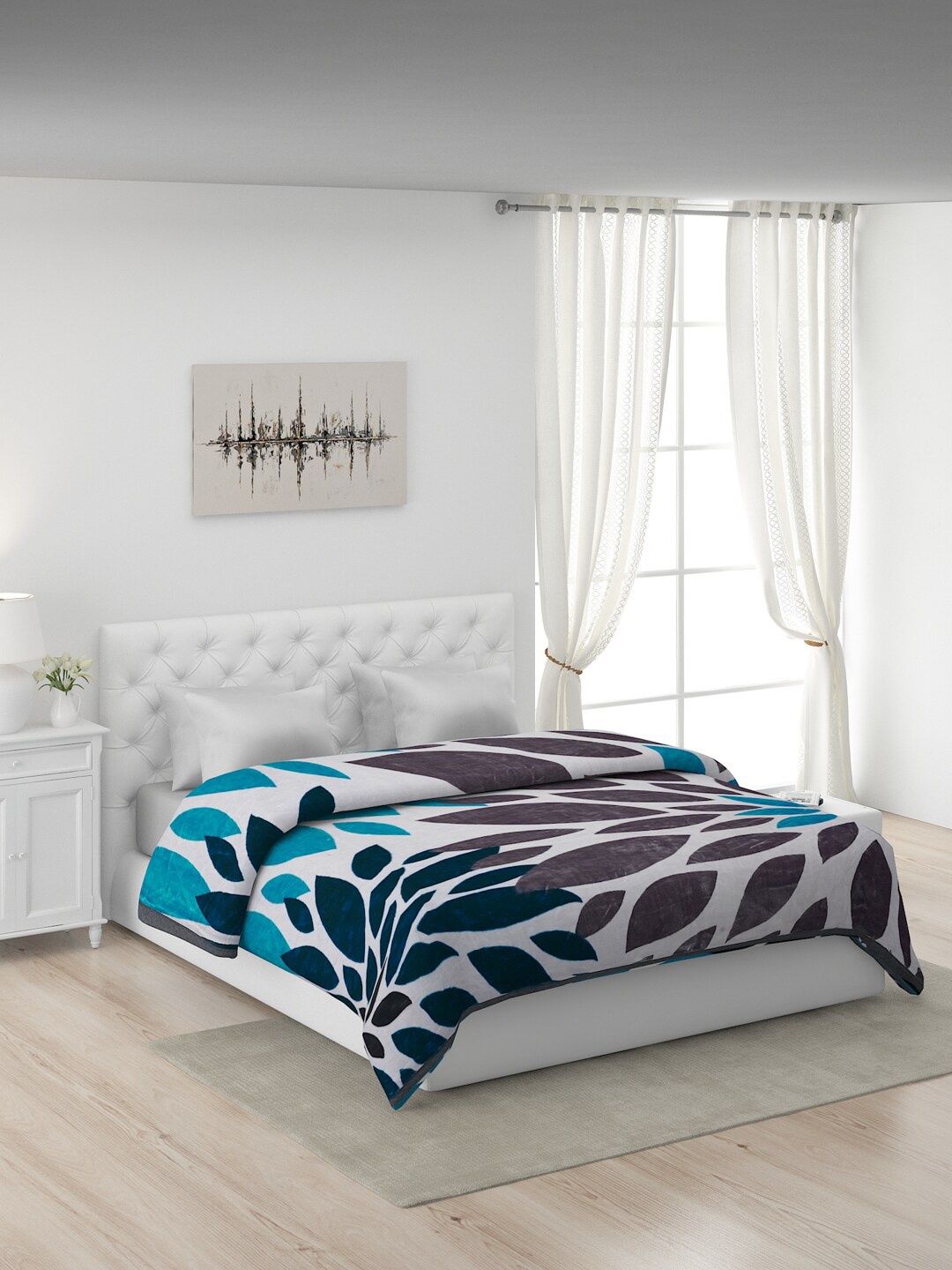 

Monte Carlo White & Blue Floral Heavy Winter Double Bed Blanket