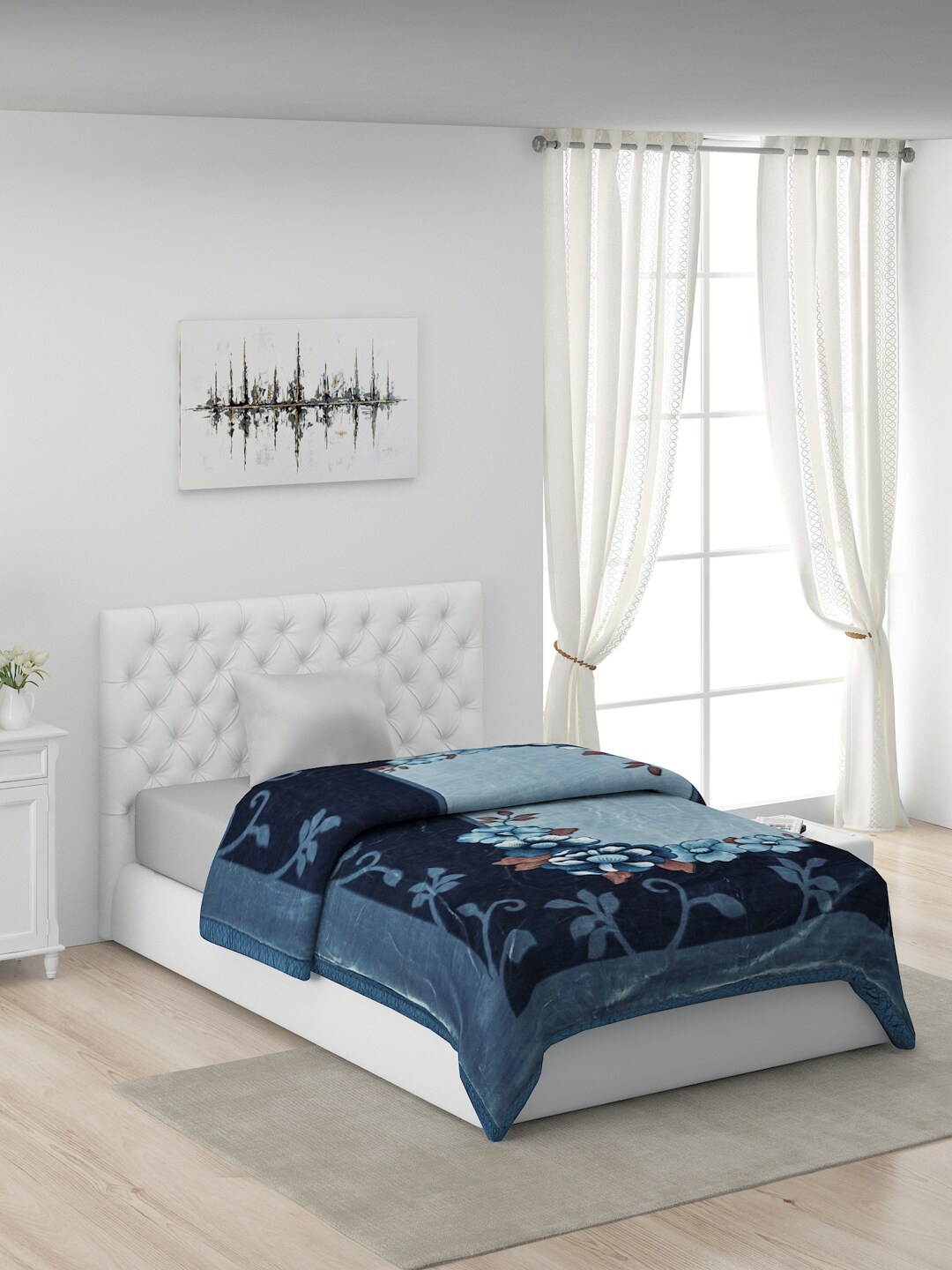 

Monte Carlo Blue & Navy Blue Floral Mild Winter Single Bed Blanket
