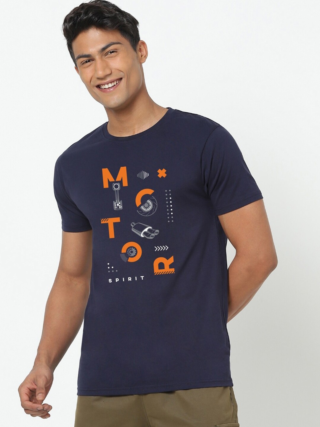 

Bewakoof Men Blue Typography Printed Applique T-shirt