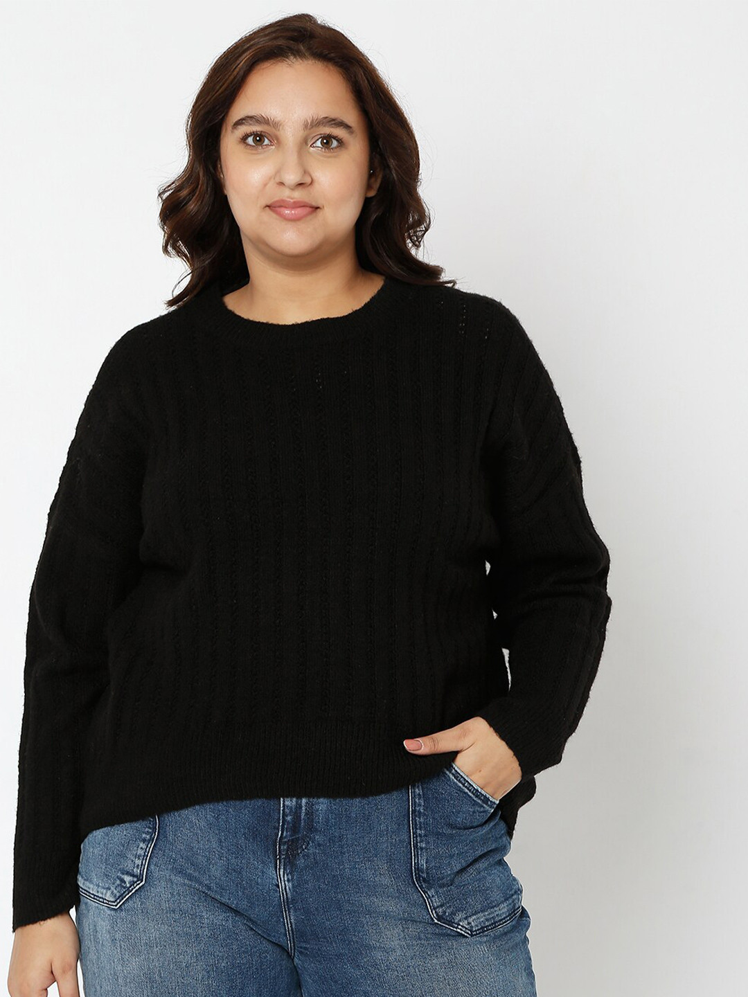 

VERO MODA CURVE Women Black Pullover